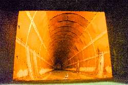 Tunnel als Kerosin-Lager