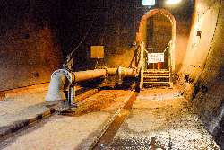 Tunnel als Kerosin-Lager